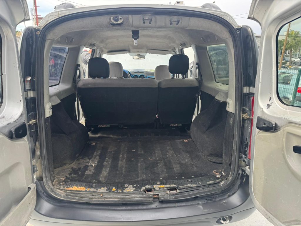 %50 PEŞİN ELDEN SENETLİ 2008 MODEL DACIA LOGAN MCV AMBIANCE 1.5 DCI (5 KISI