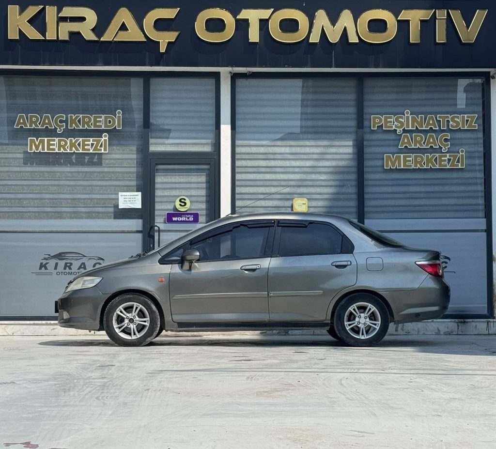 %50 PEŞİN ELDEN SENETLİ 2007 HONDA CITY