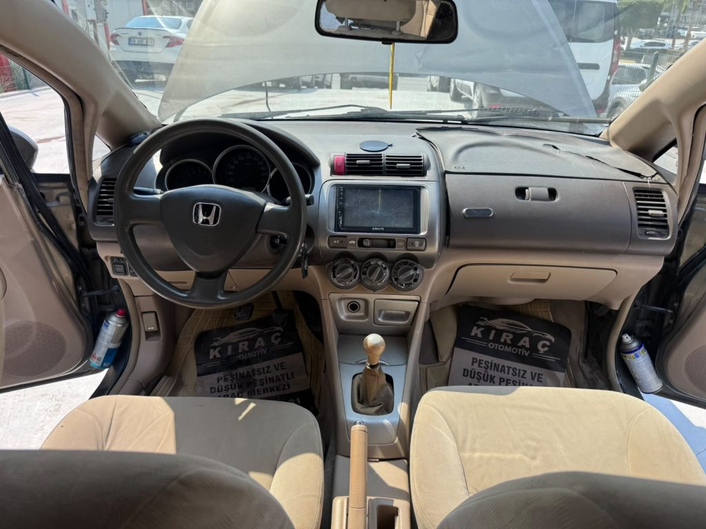 %50 PEŞİN ELDEN SENETLİ 2007 HONDA CITY
