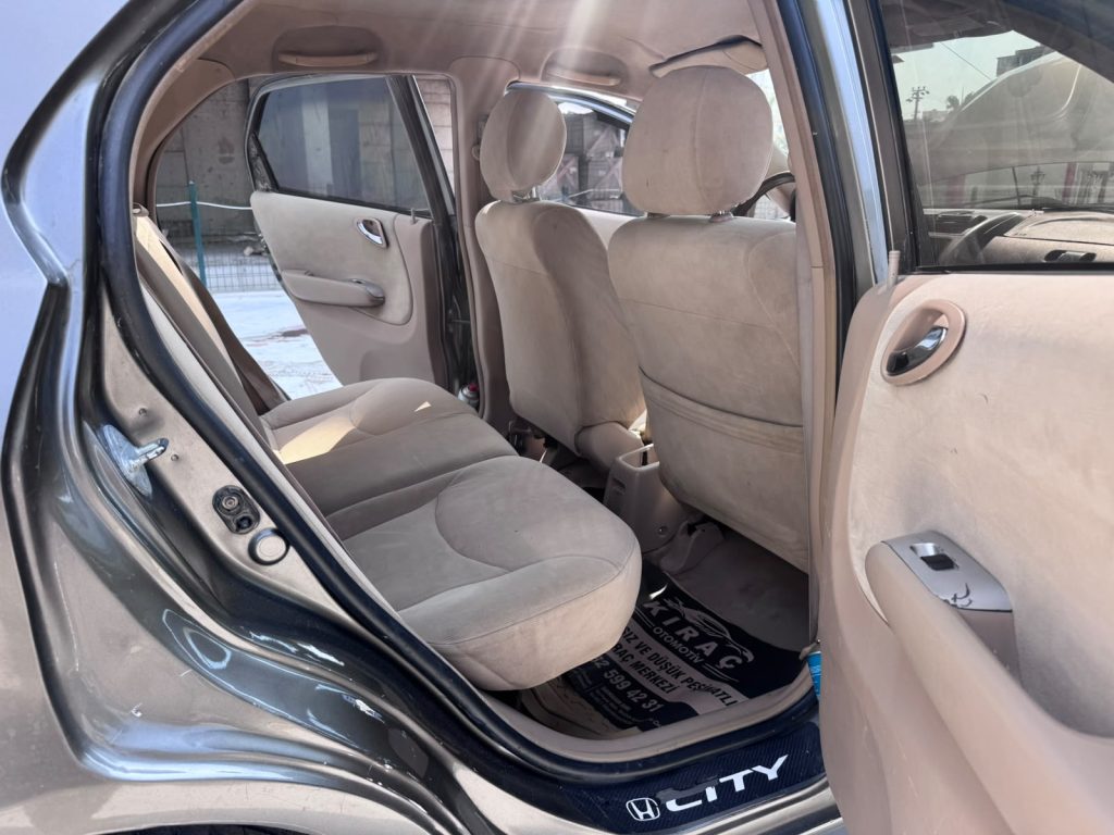 %50 PEŞİN ELDEN SENETLİ 2007 HONDA CITY