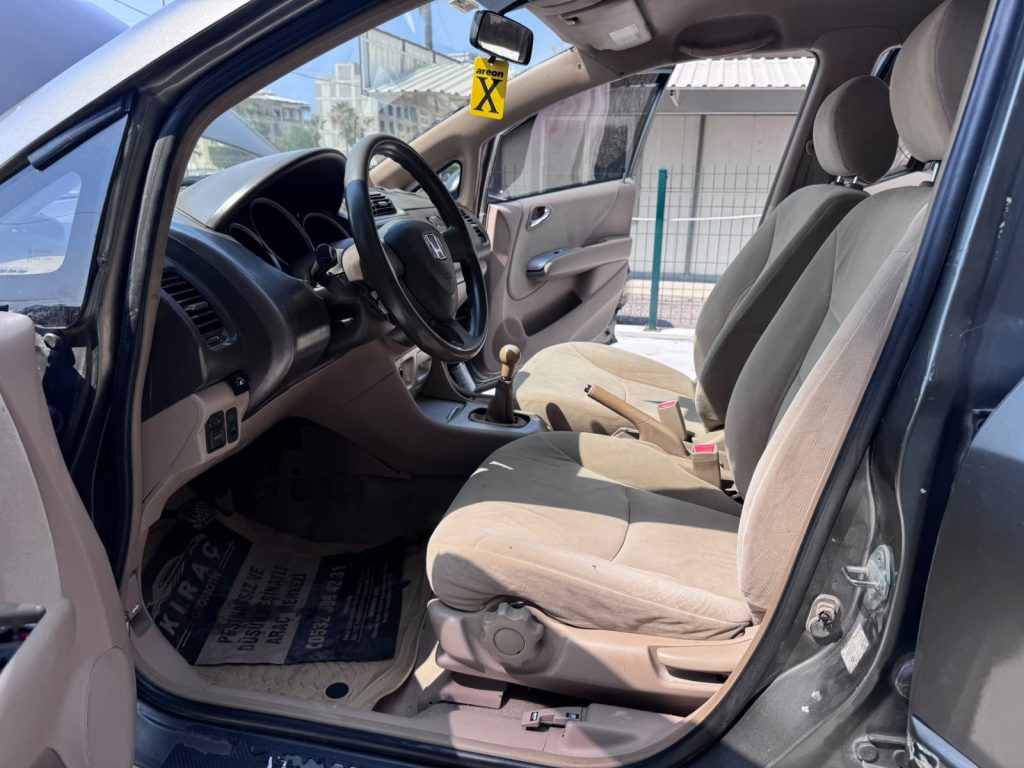 %50 PEŞİN ELDEN SENETLİ 2007 HONDA CITY
